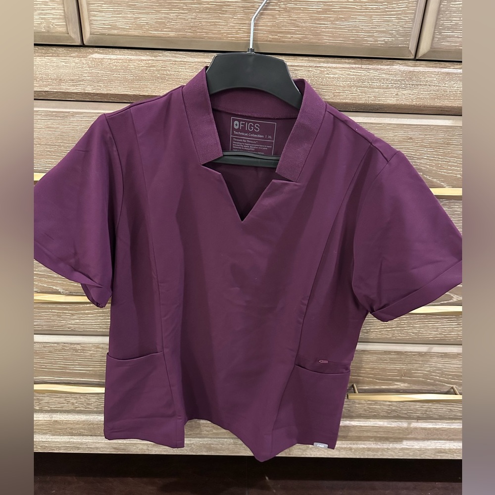 Figs scrubs